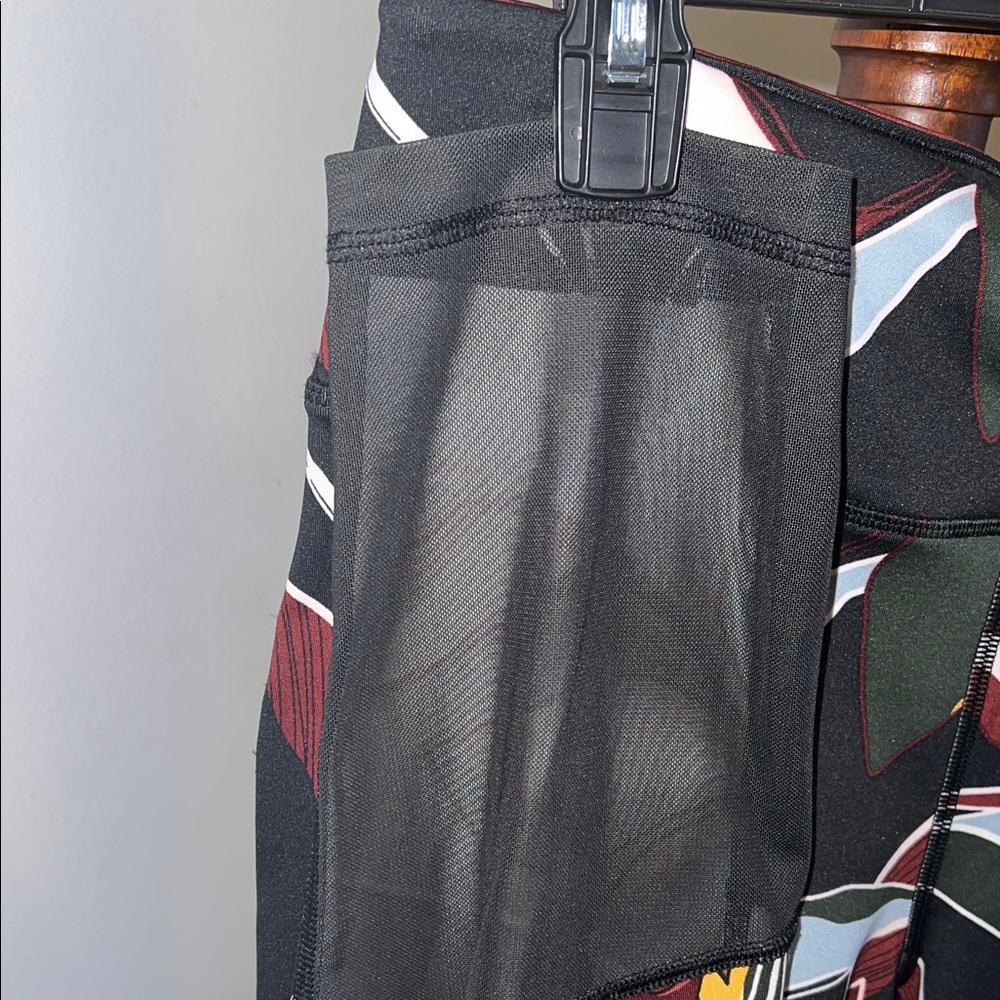 DKNY Black Leggings with Bold Floral Design - Picture 2 of 3